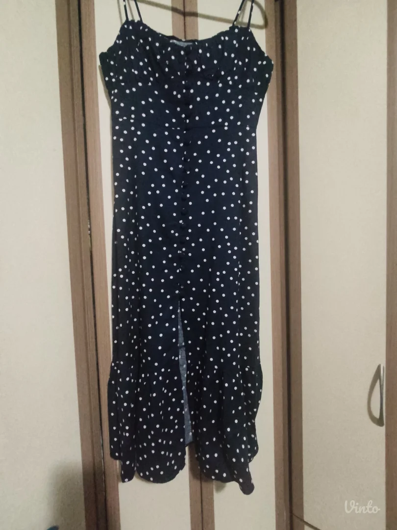 Zara midi haljina na tufnice