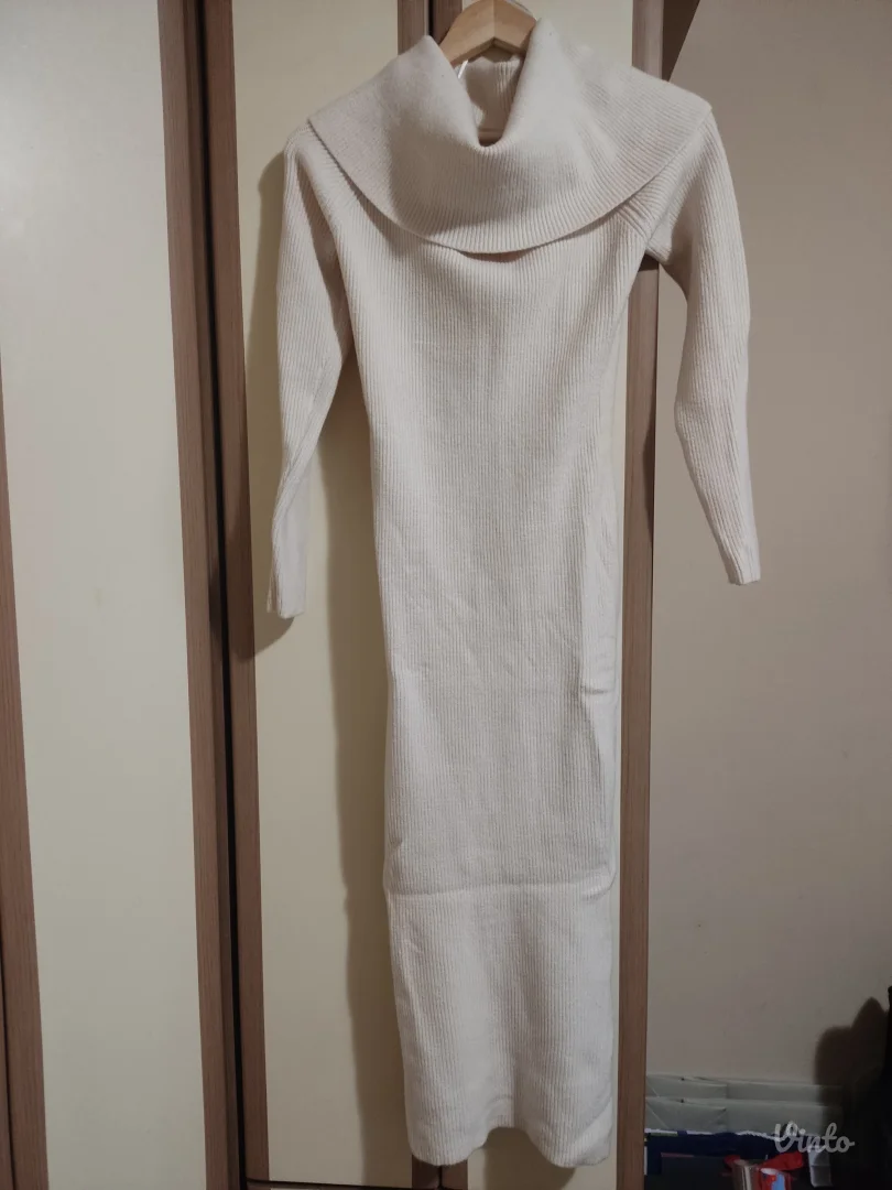 Reserved Midi haljina