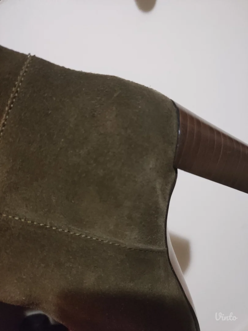 Zara cizme od brusene koze