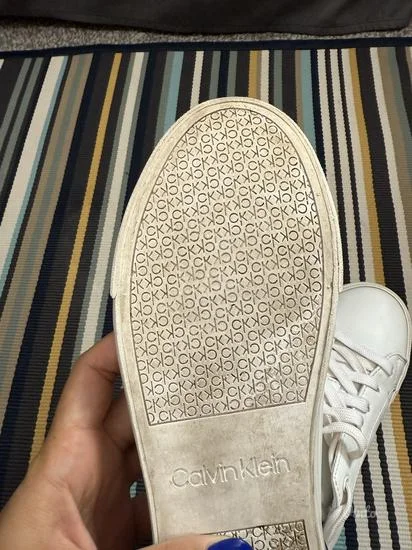 Kao nove Calvin Klein patike