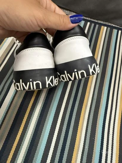 Kao nove Calvin Klein patike