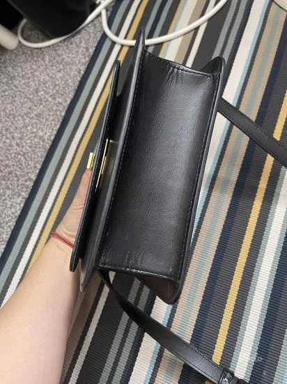 Mona elegantna kožna torba