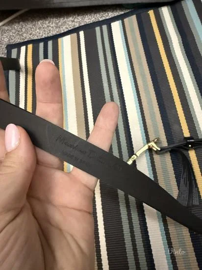 Original nov Massimo Dutti kozni kais L