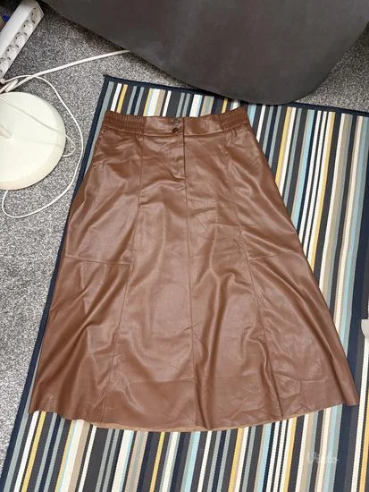 Nova Liu Jo Kamel kozna suknja L