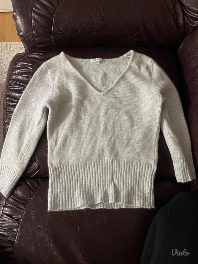 Svetlo plavi džemper