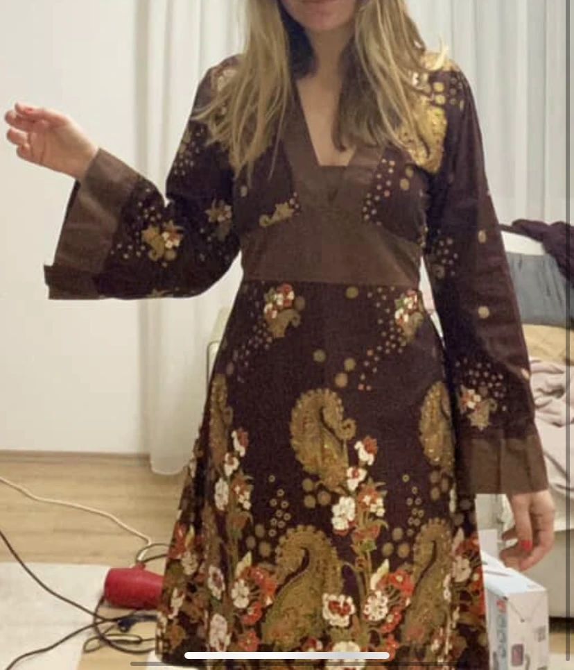 Haljina velicine L