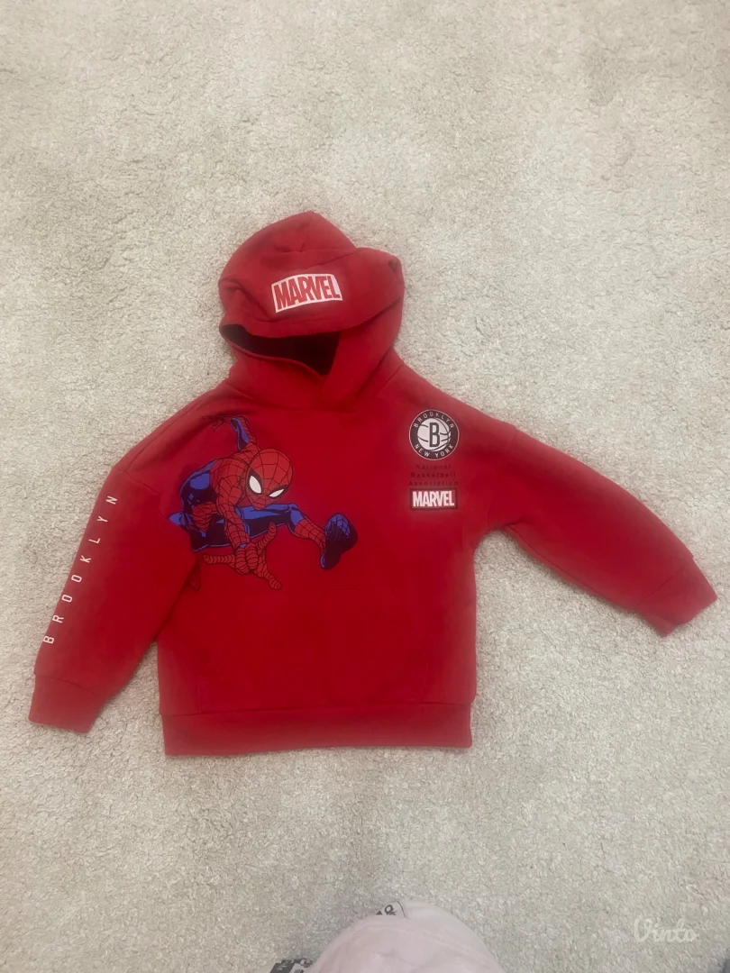 Lot garderobe za decake