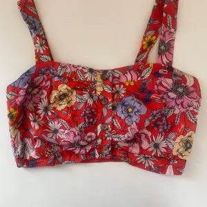 Tommy Hilfinger top velicine S