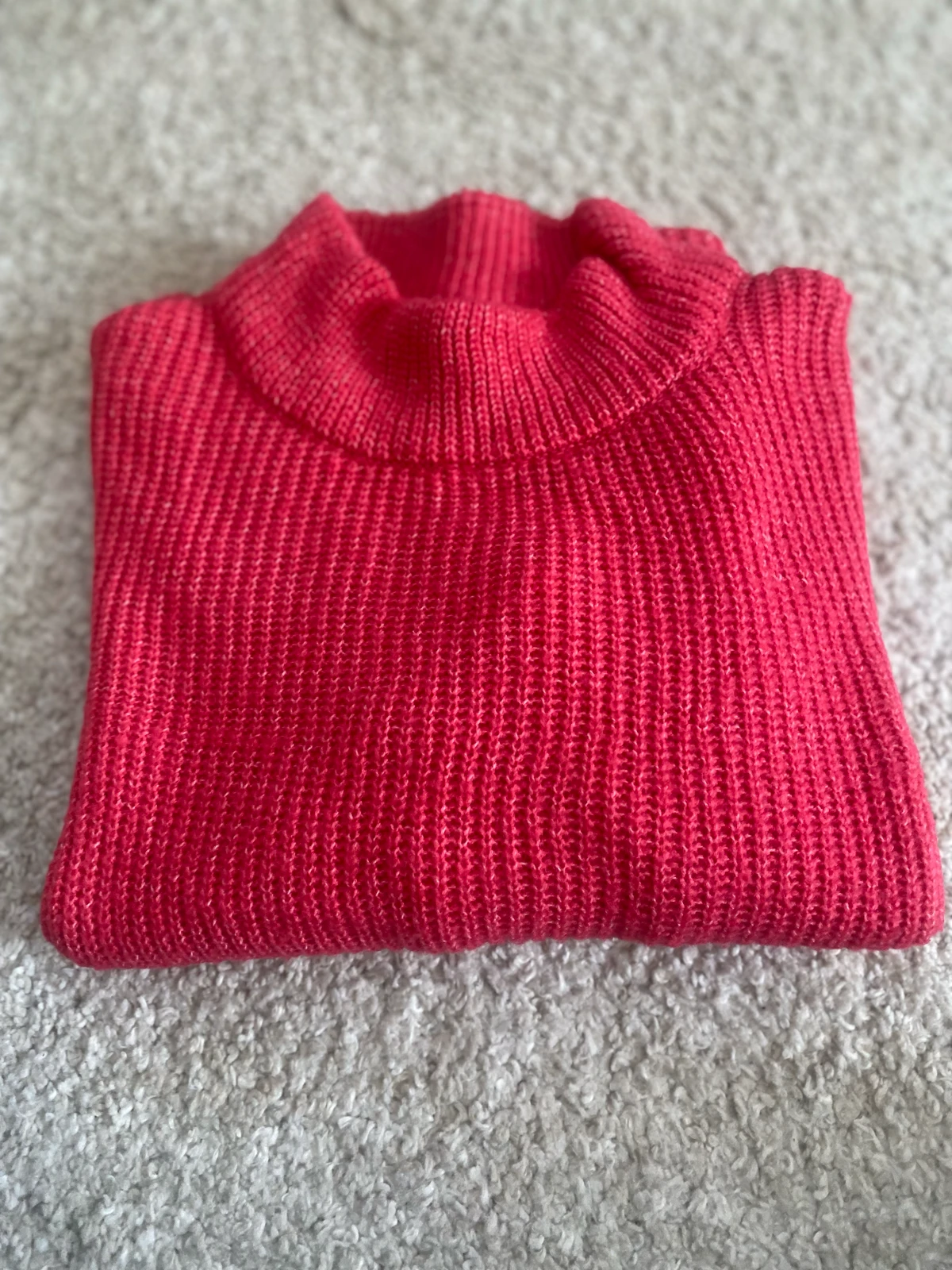Roze dzemper velicine S