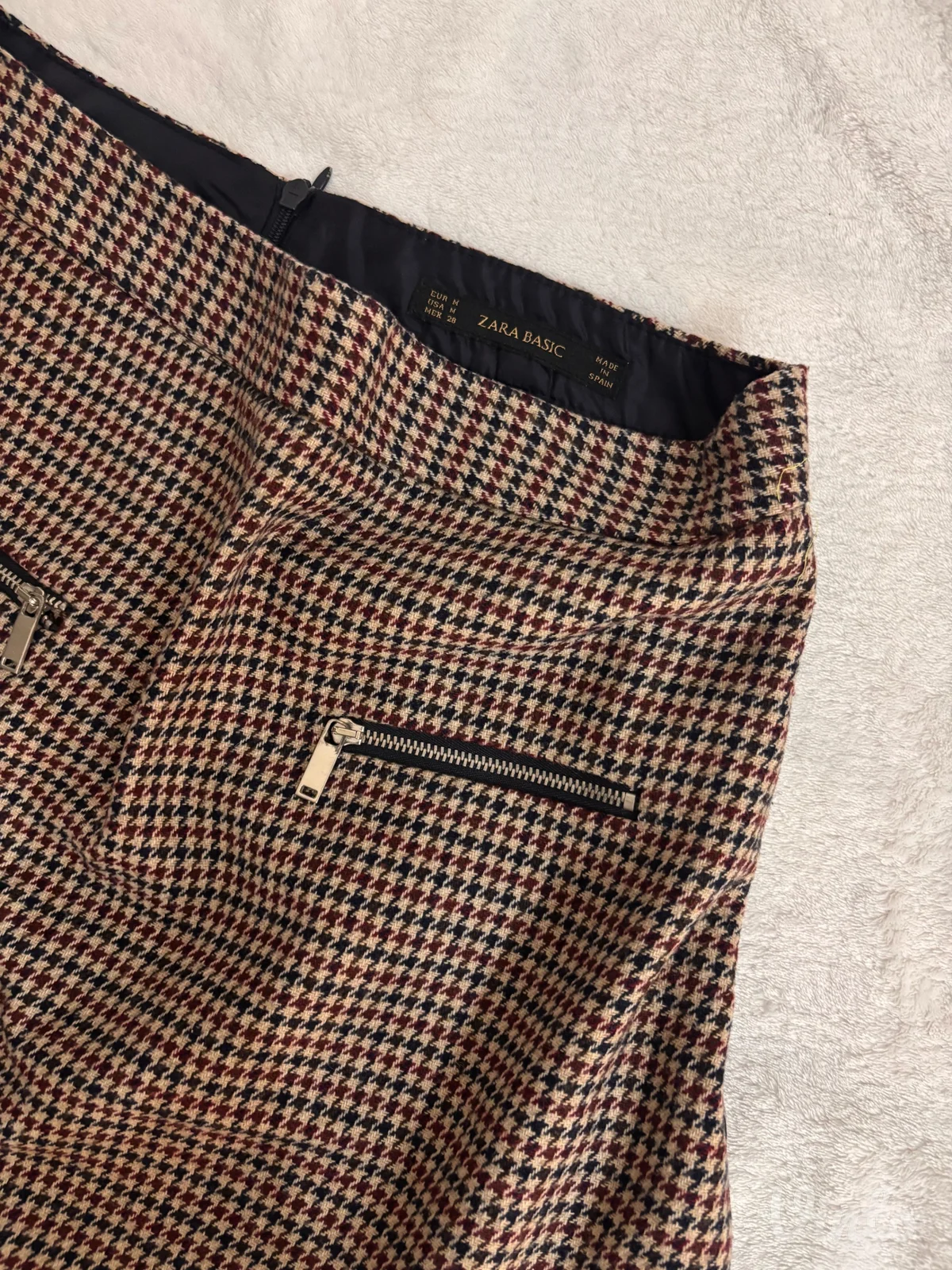 Zara mini suknja