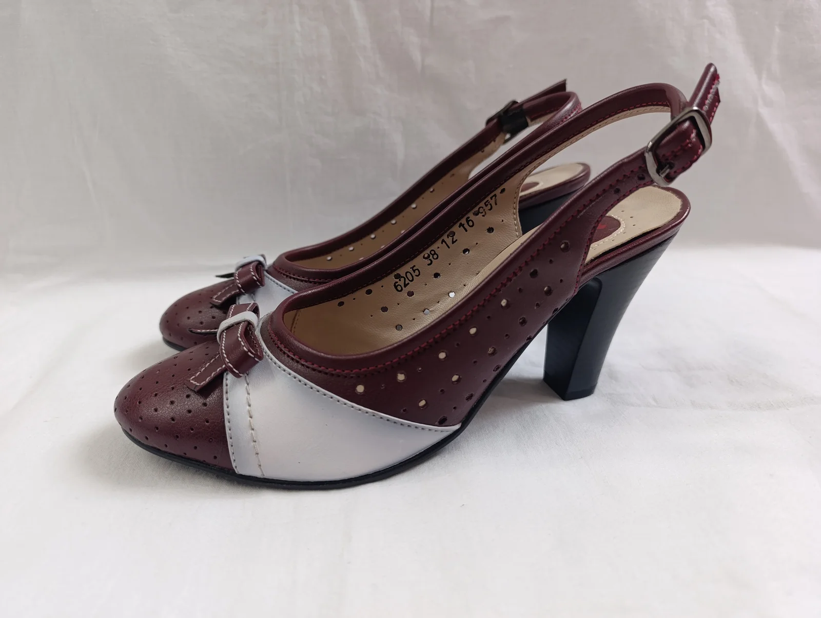 Nbs'S sandale vel. 38