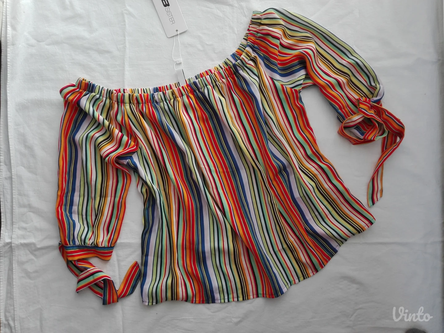 Fishbone off shoulder sarena bluza NOVO