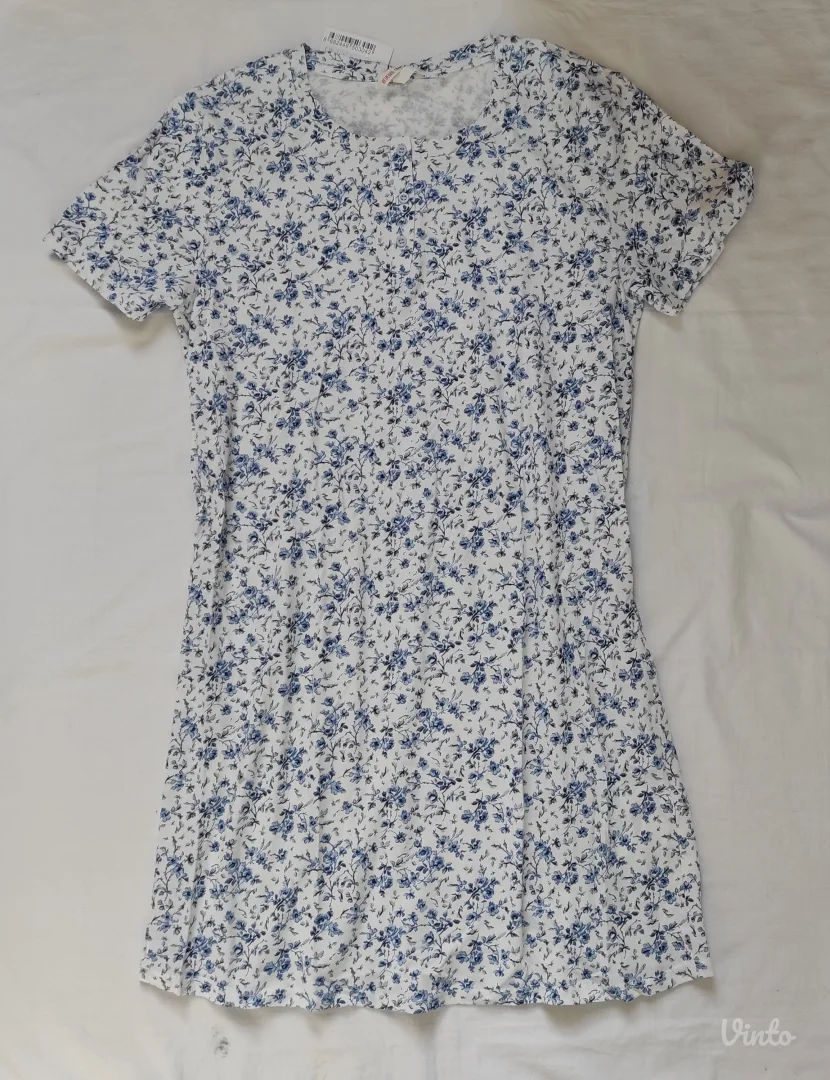 De Facto spavacica NOVO sa etiketom