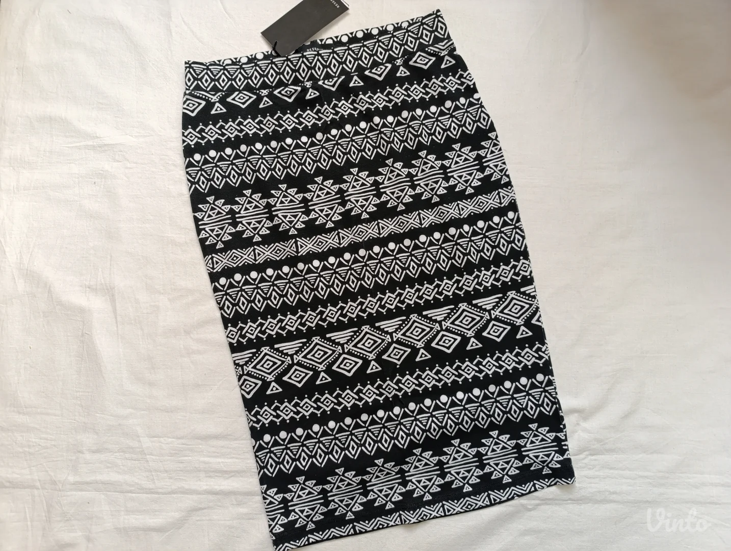 Reserved aztec pamucna suknja NOVO sa etiketom
