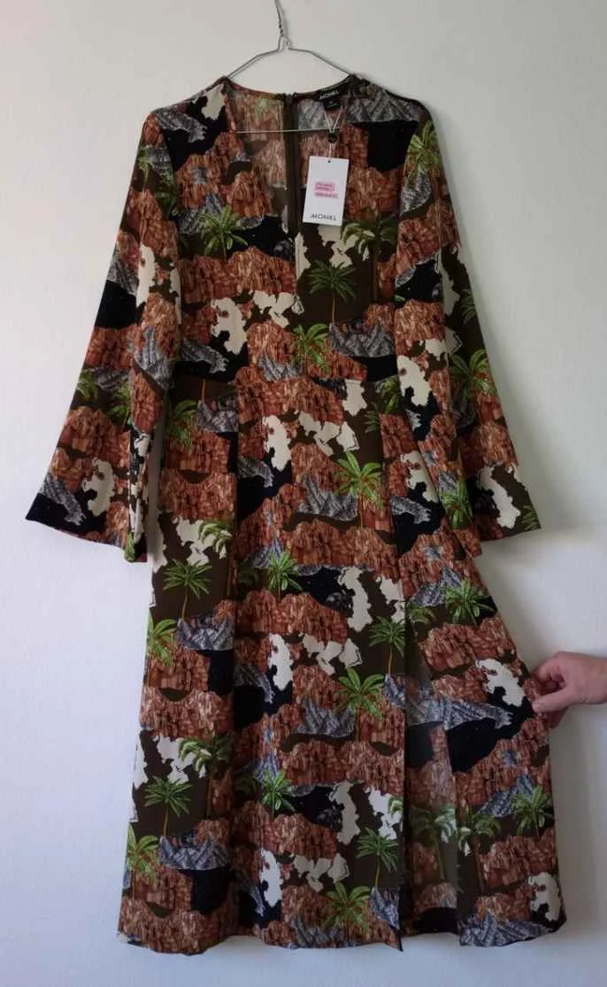 MONKI haljina (sa etiketom)