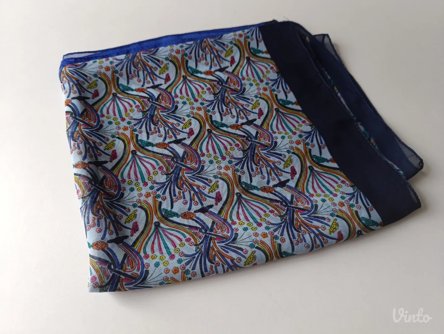 Dve marame/ešarpe/šala