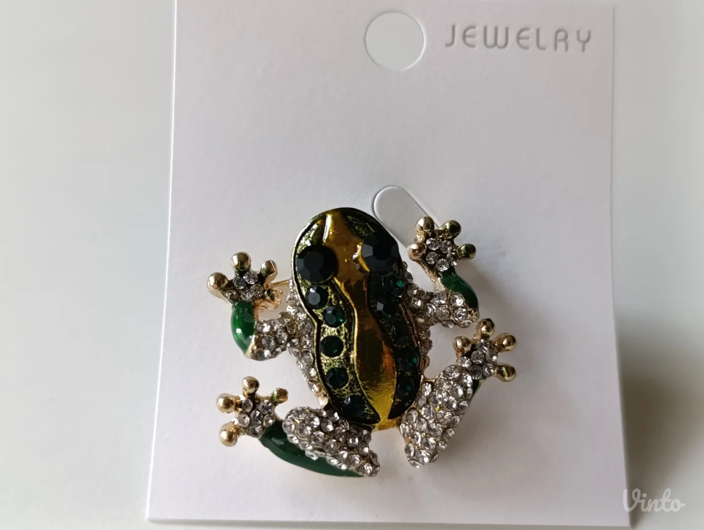 Unikatan broš - žaba