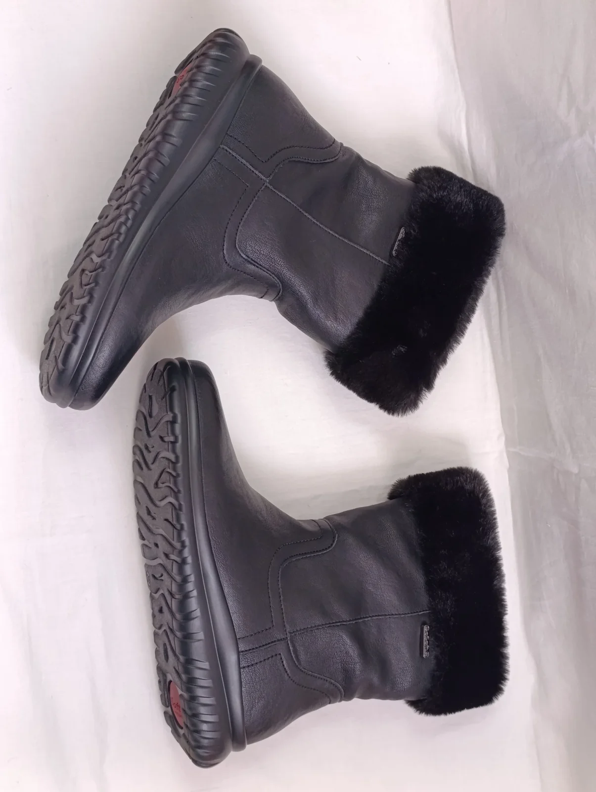 Go Soft swiss comfort čizme sa krznom br. 39