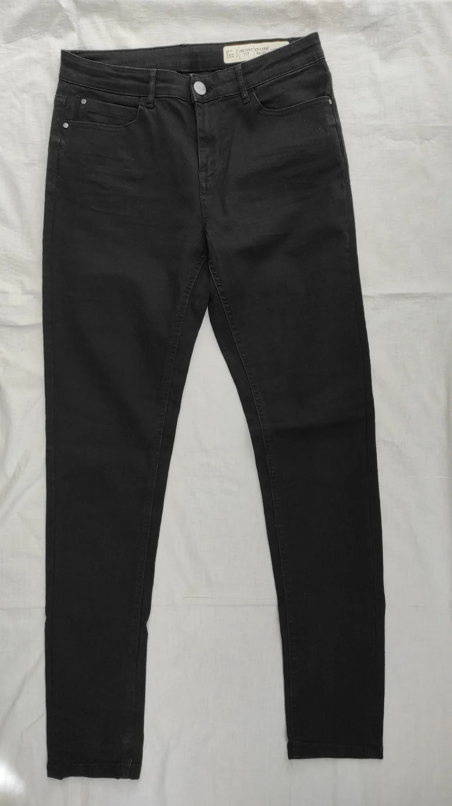 Esmara skinny fit farmerice vel.38
