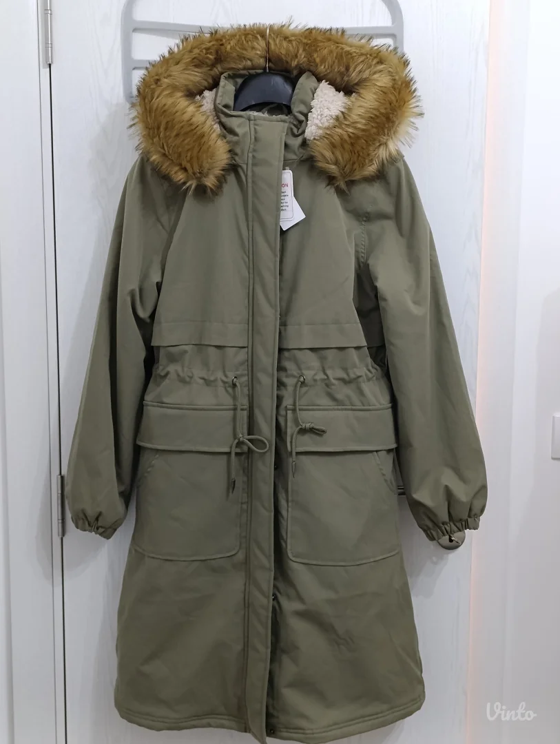 Lc Waikiki parka / jakna NOVA sa etiketom