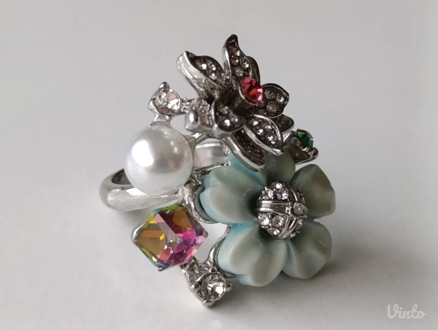 P... S... Fashion savrsen prsten