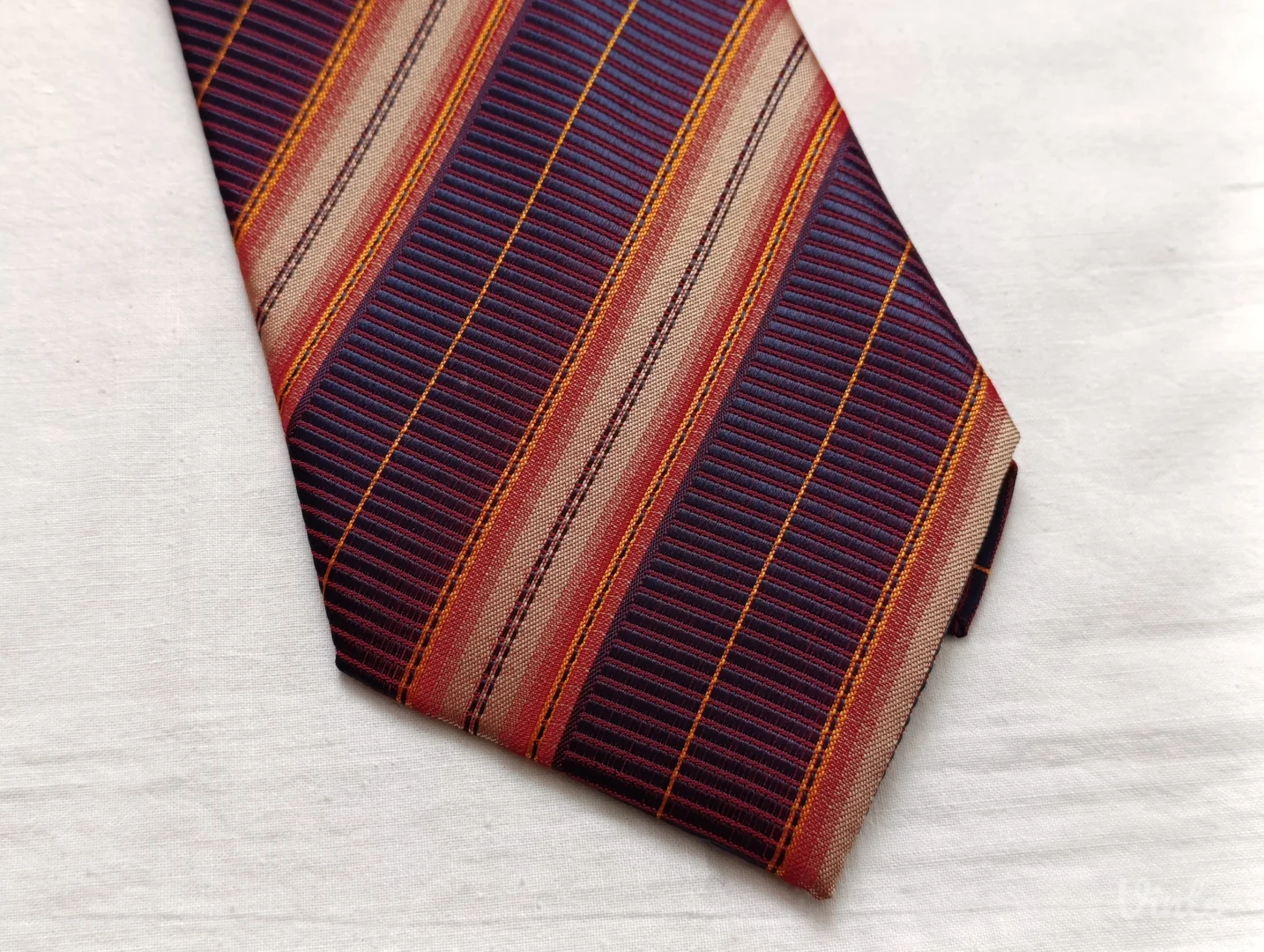 100% svilena kravata