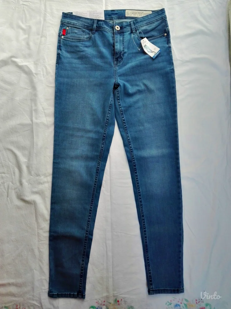 Esmara pamučne super skinny fit NOVO sa etiketom