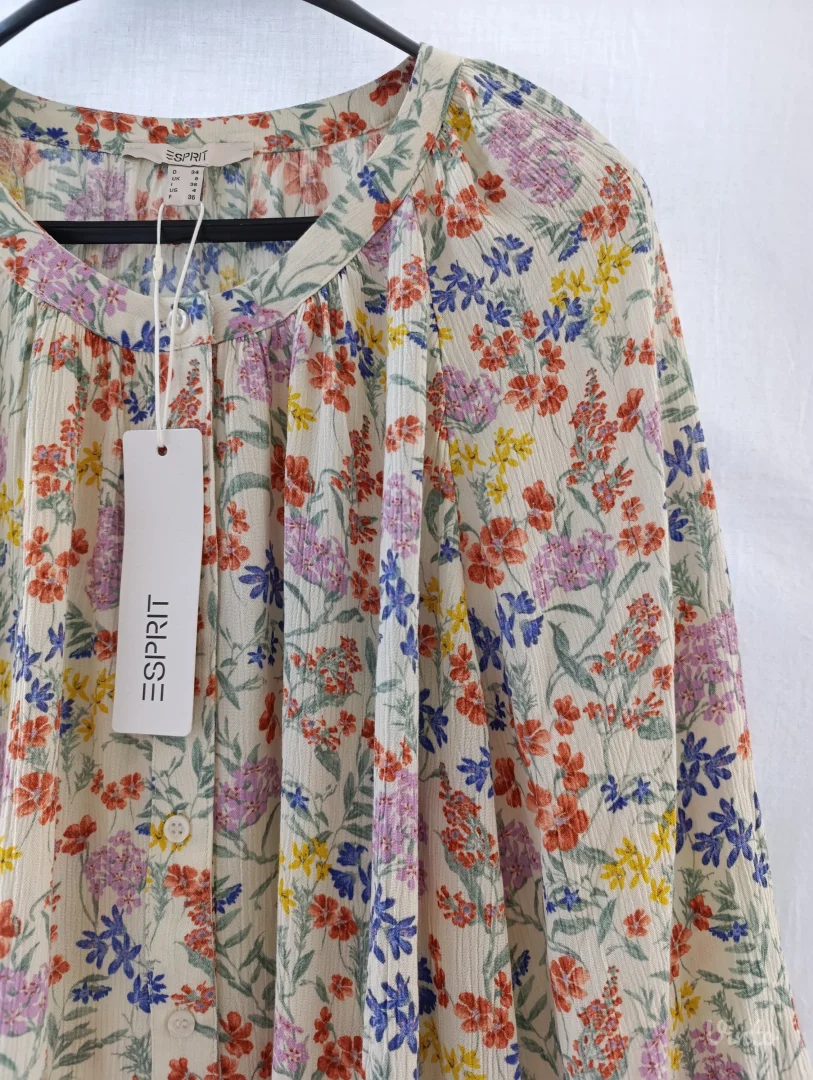 Esprit cvetna bluza 100% viskoza NOVO sa etiketom