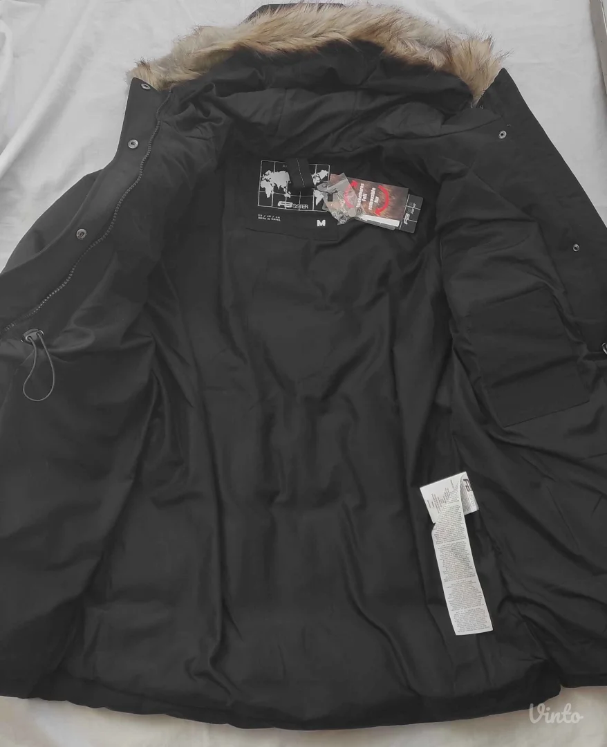 New Yorker zimska jakna NOVO sa etiketom