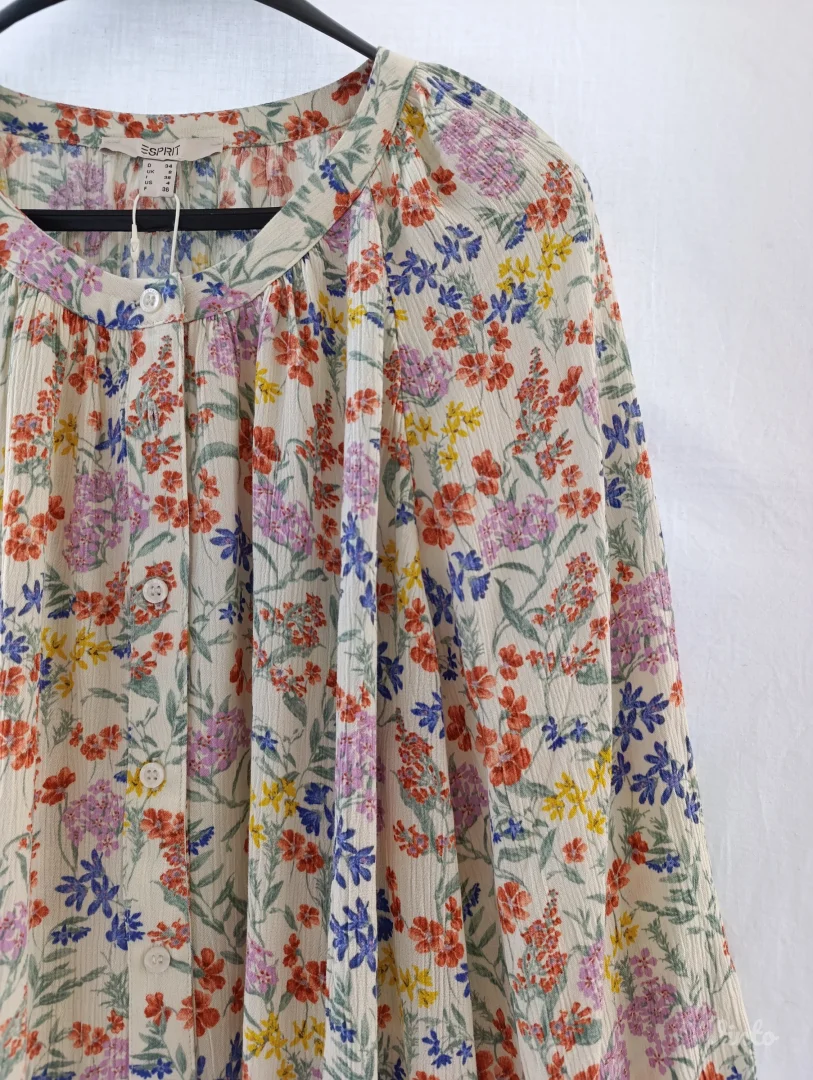 Esprit cvetna bluza 100% viskoza NOVO sa etiketom