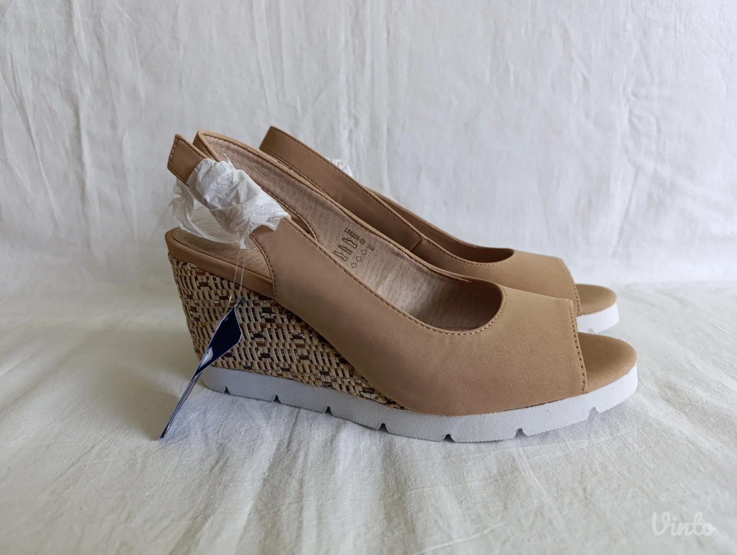 Clara Barson sandale br. 39 NOVO sa etiketom