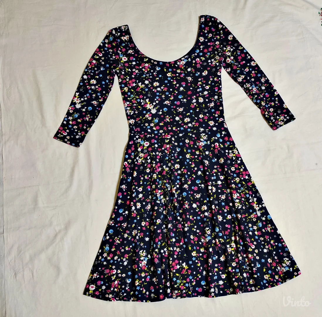 LOT dve haljine - Terranova i New Yorker