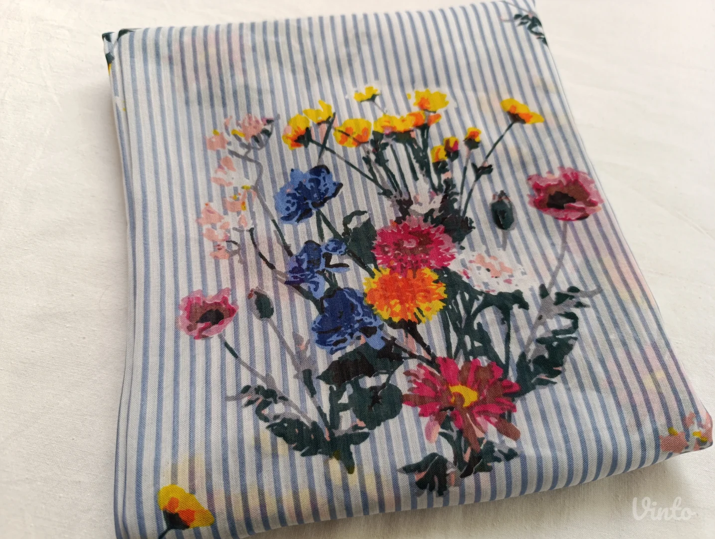 New Yorker floral kruzna marama