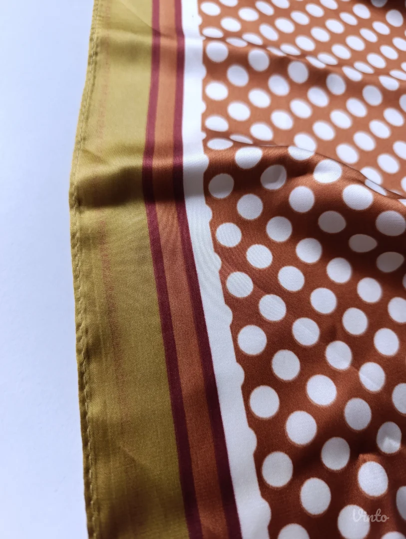 Stradivarius tufne NOVO