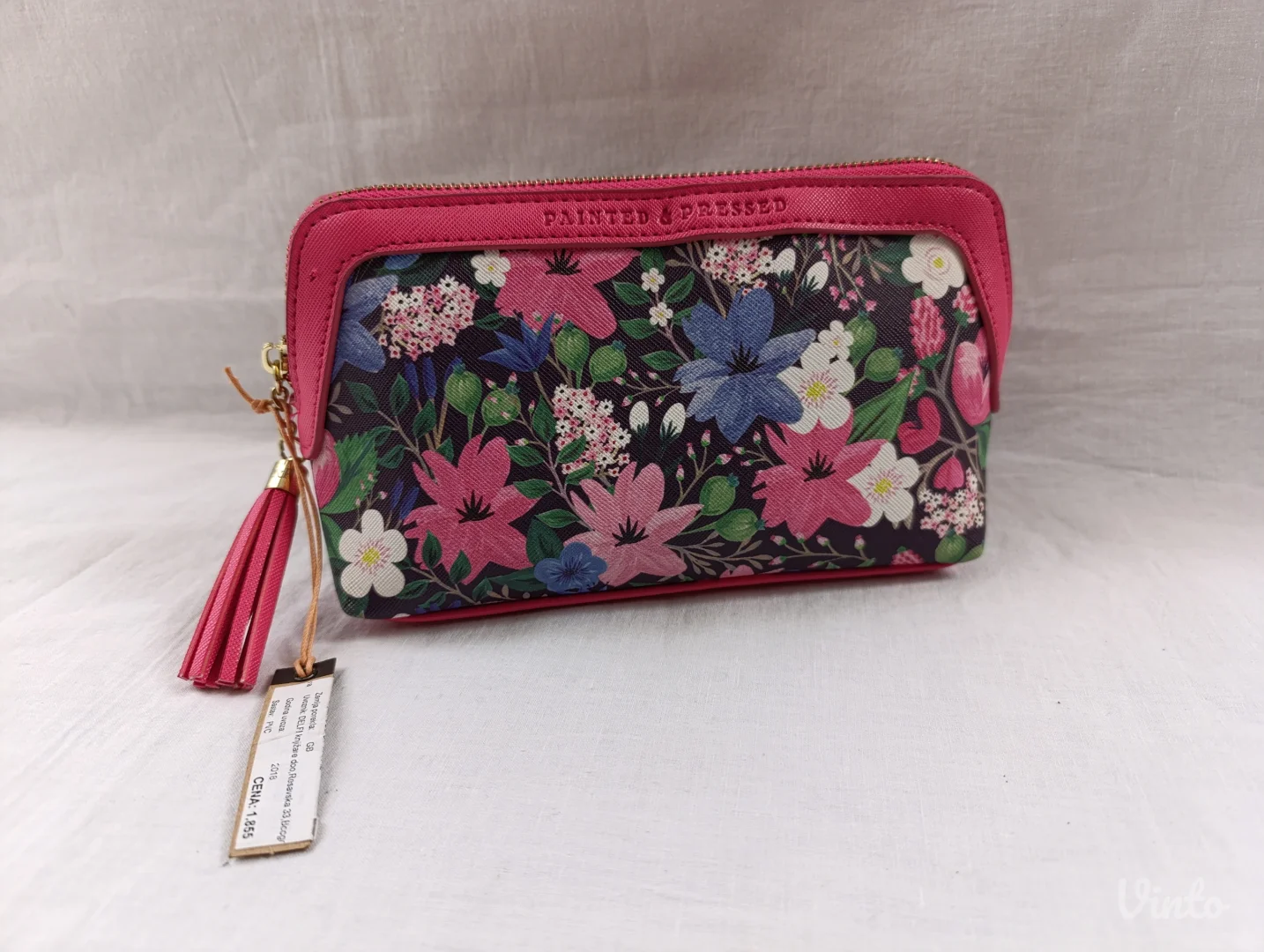 Painted & pressed neseser NOVO sa etiketom