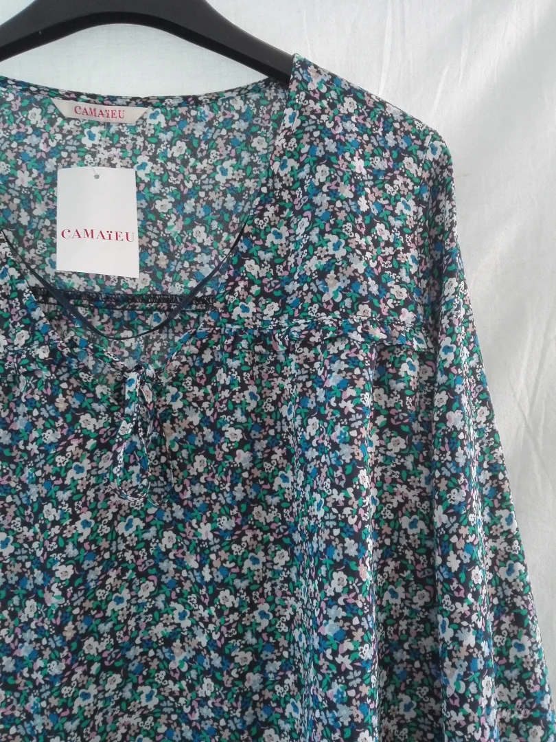 CAMAIEU neodoljiva bluza NOVO sa etiketom
