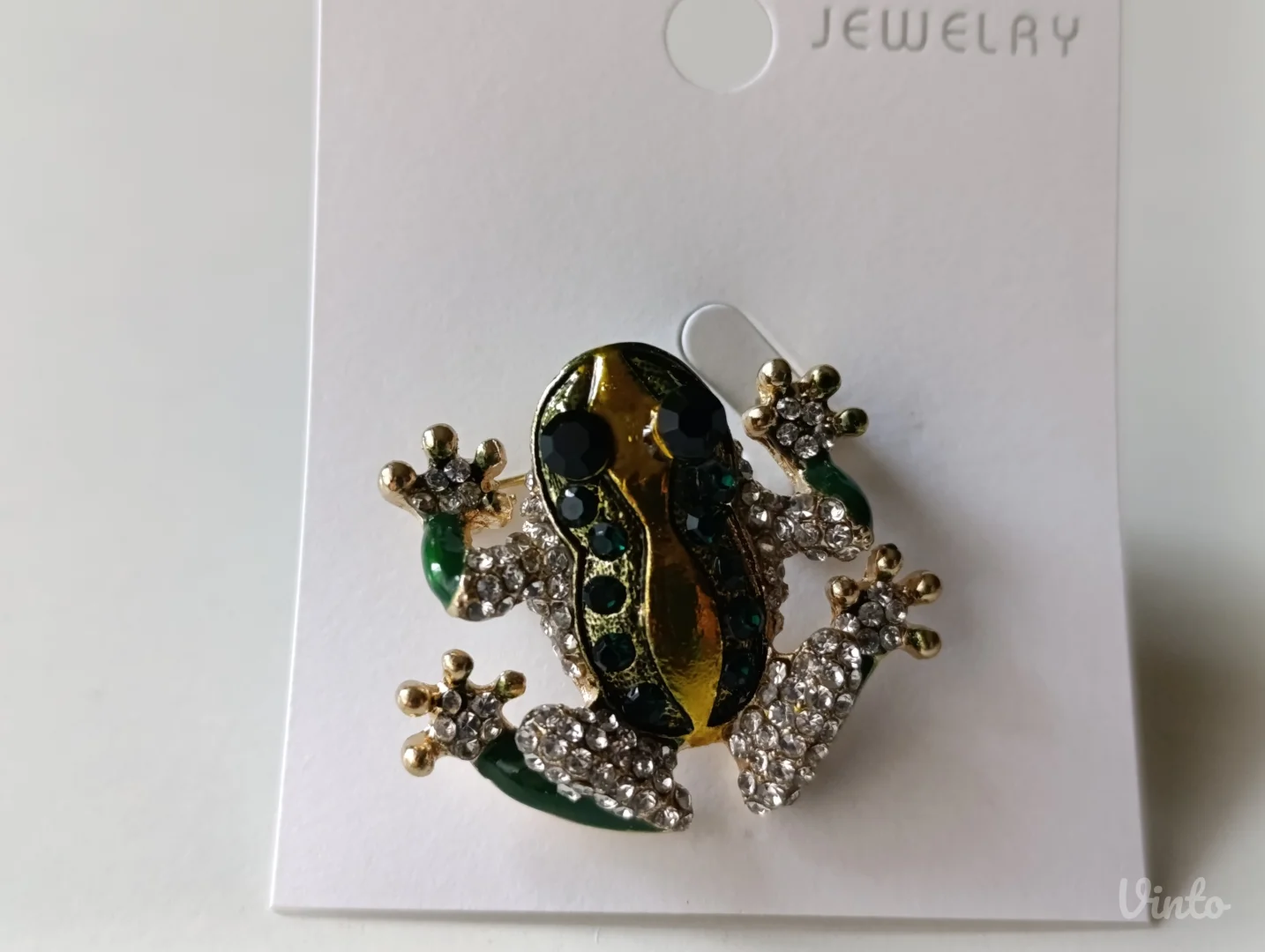 Unikatan broš - žaba