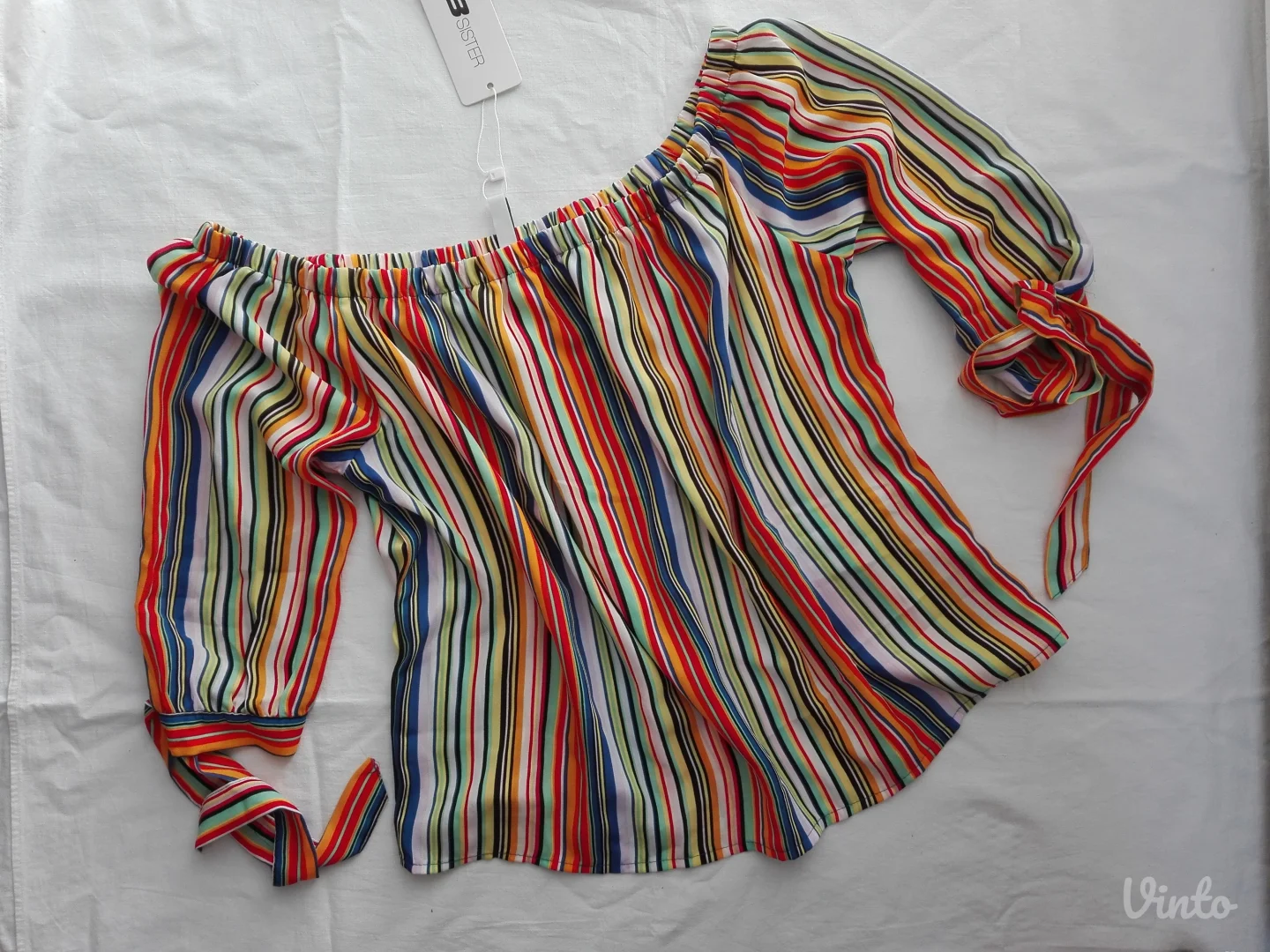 Fishbone off shoulder sarena bluza NOVO