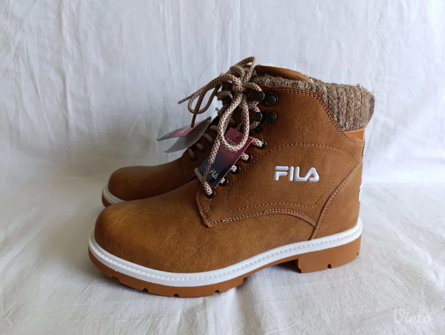 Fila kanađanke čizme NOVO sa etiketom