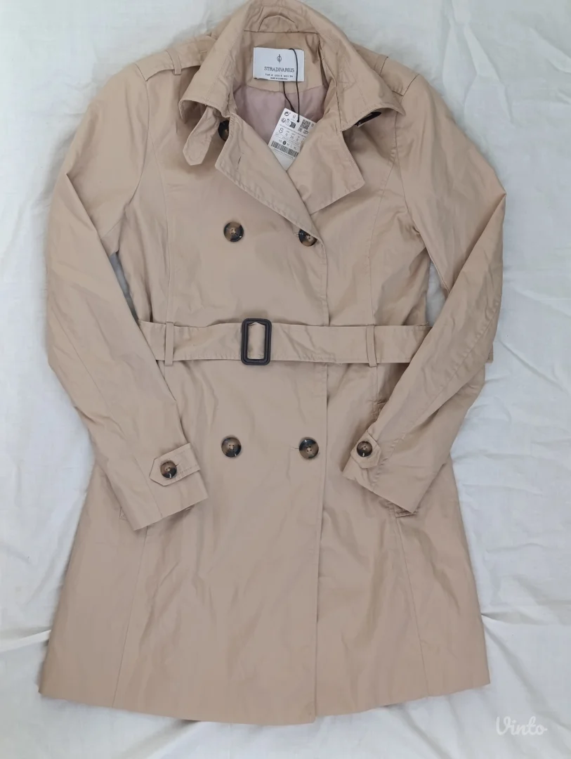 Stradivarius mantil NOV sa etiketom