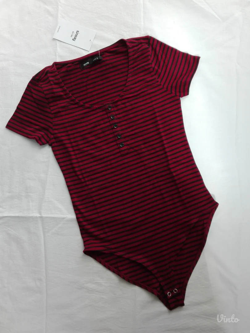 Sinsay body pamučna majica NOVO