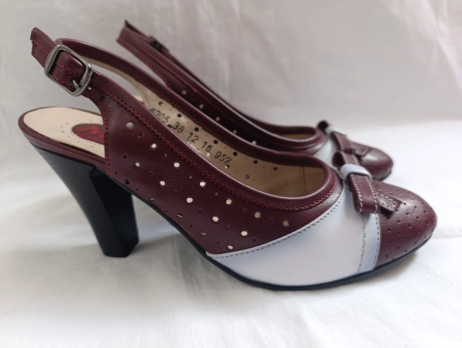 Nbs'S sandale vel. 38