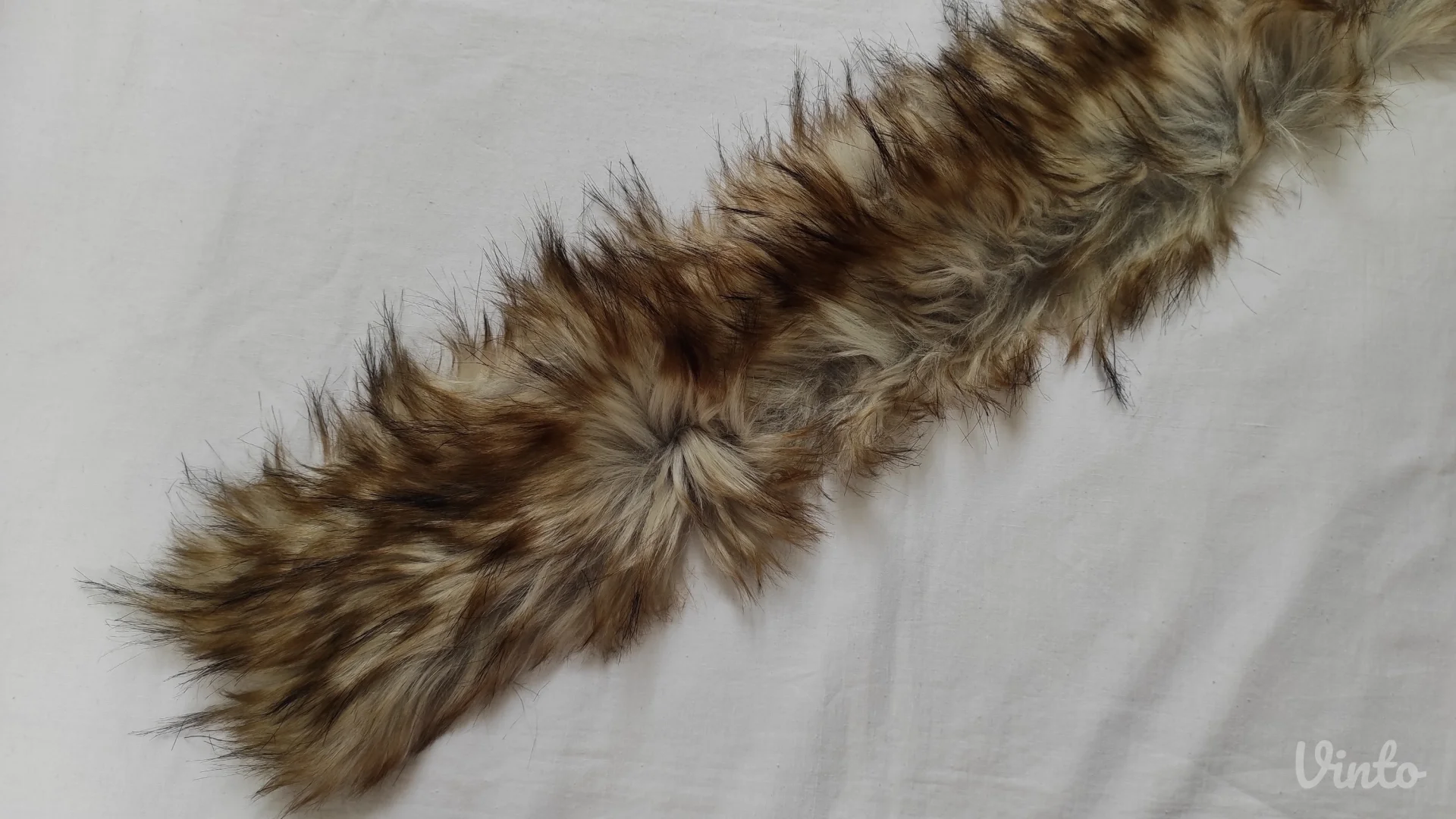 Krzno za kaput, jaknu, parku - 2 komada