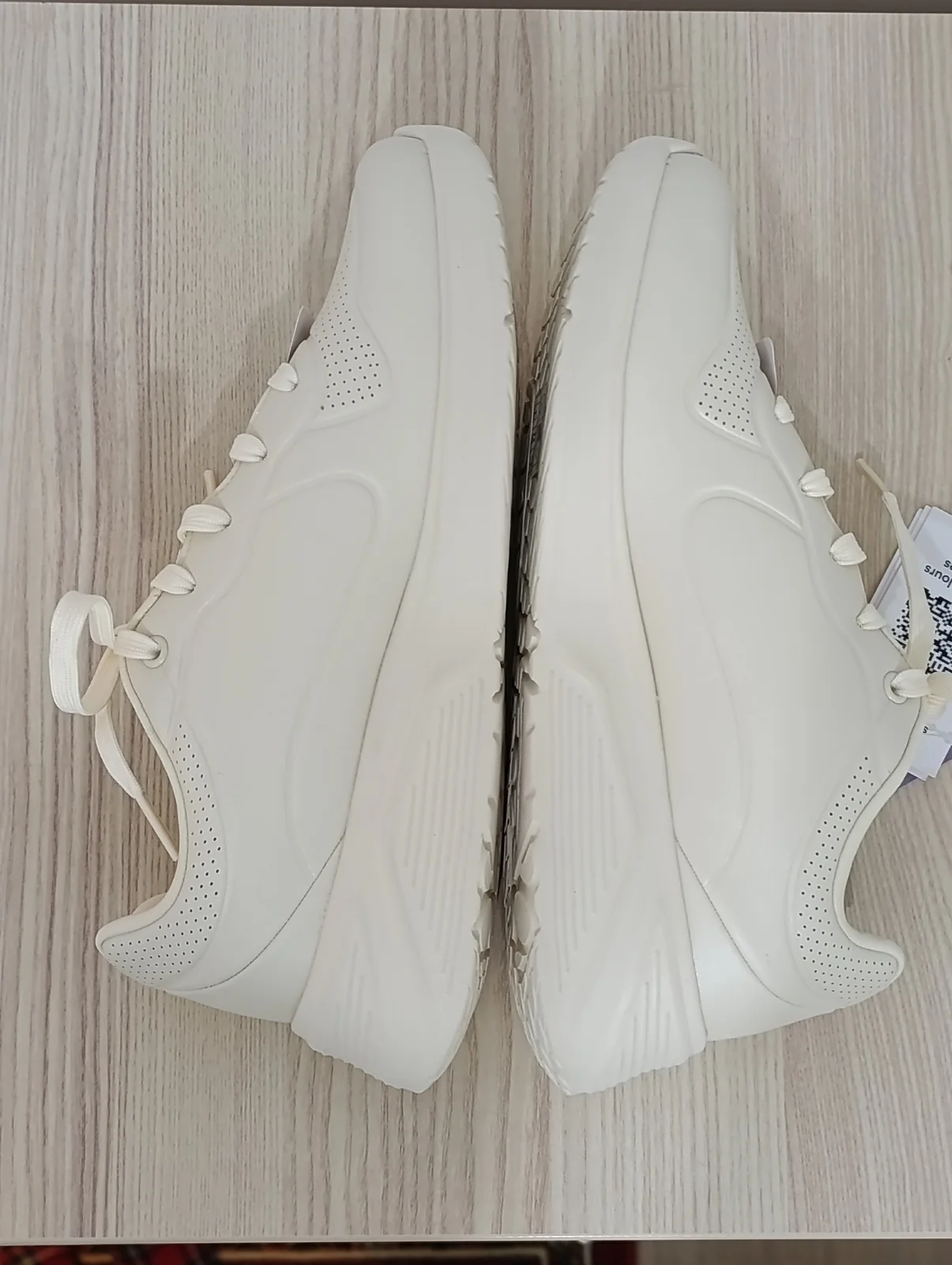SKECHERS Uno Lite Beige patike NOVO sa etiketom