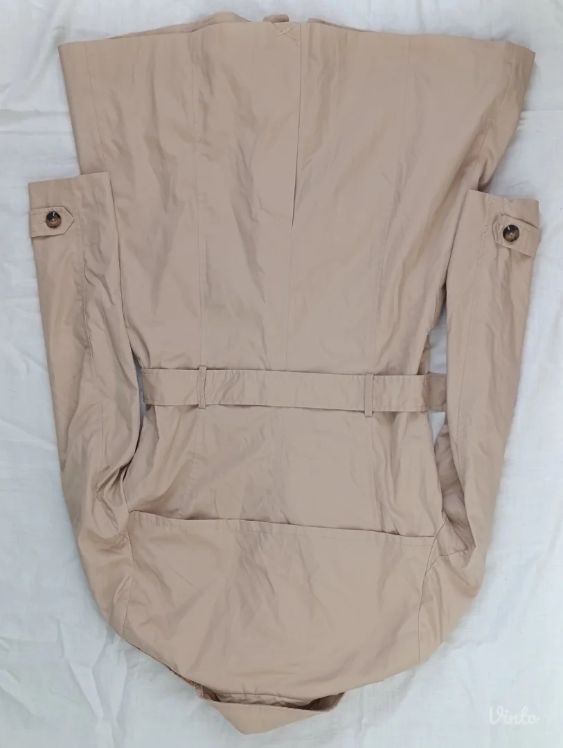 Stradivarius mantil NOV sa etiketom