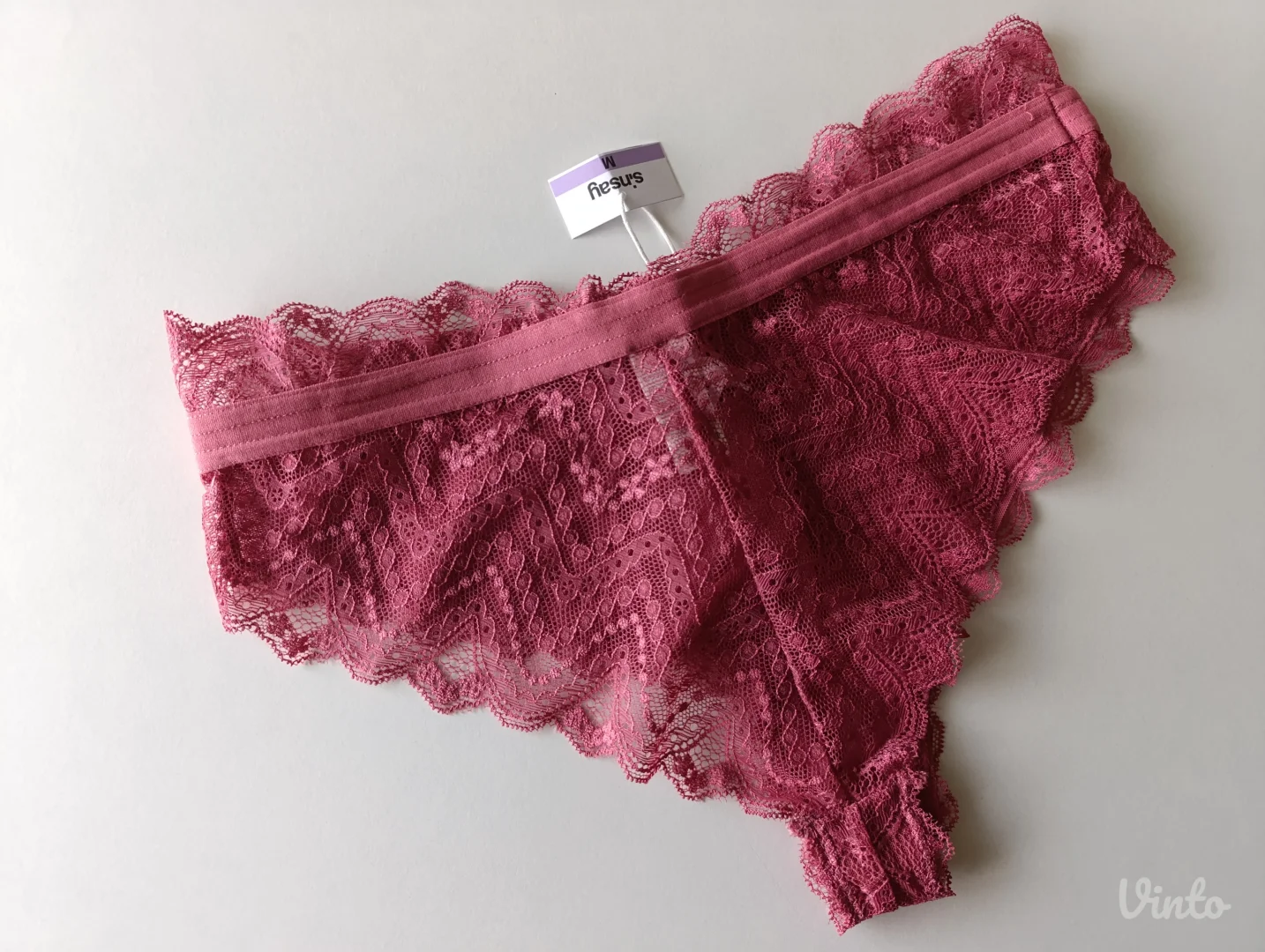 Tri para sexy čipkanih gaćica NOVO sa etiketama