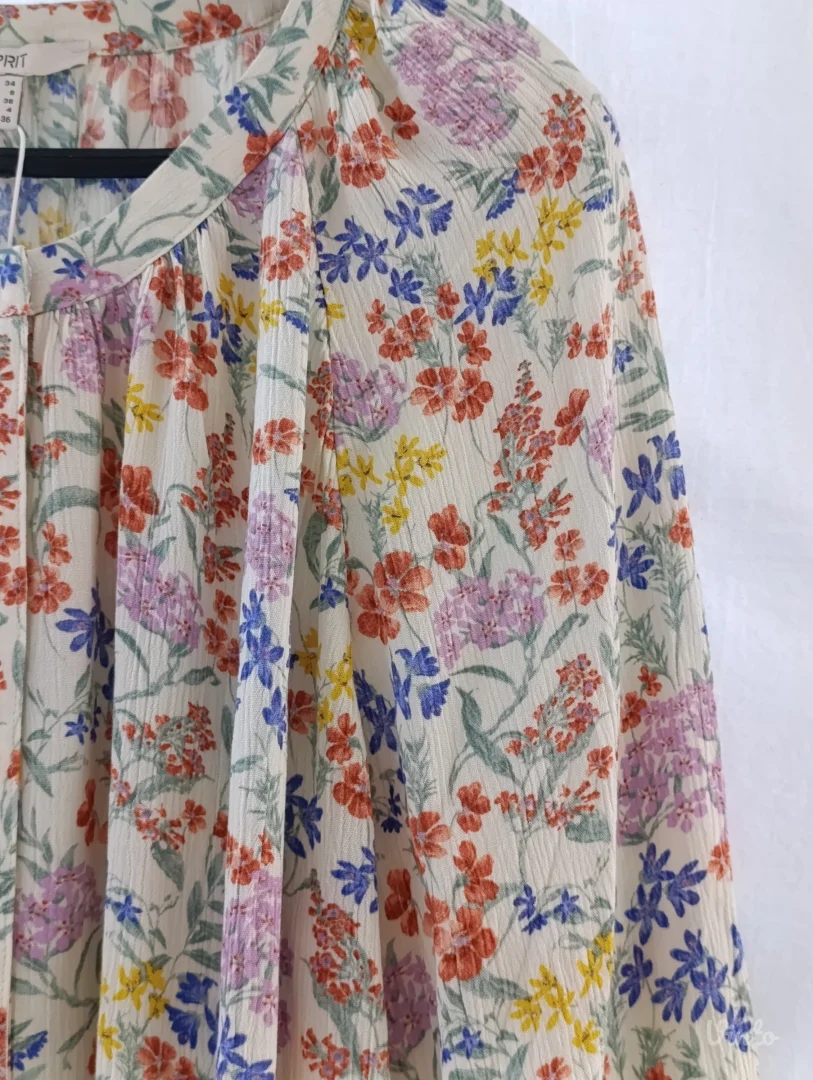 Esprit cvetna bluza 100% viskoza NOVO sa etiketom