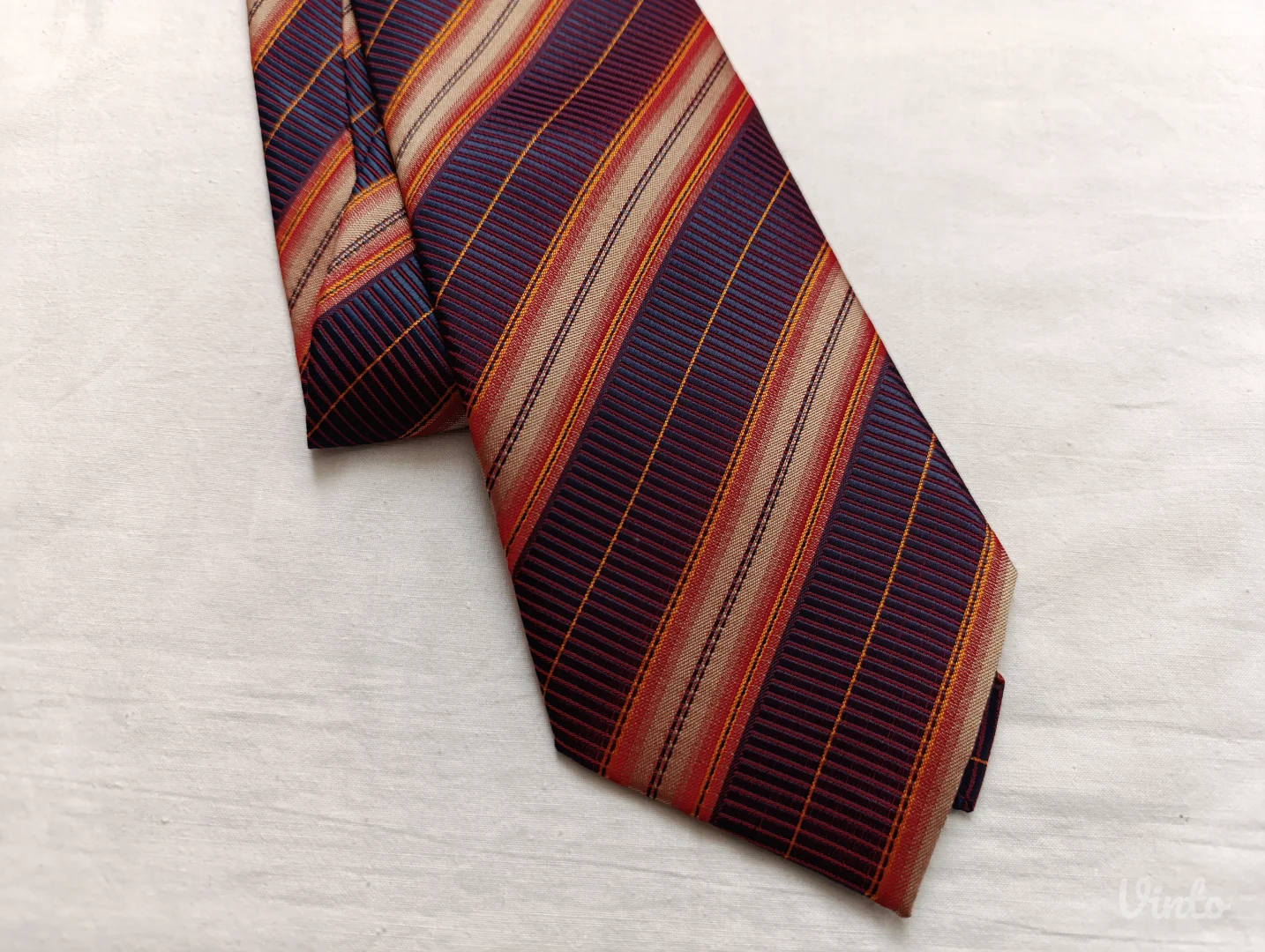 100% svilena kravata