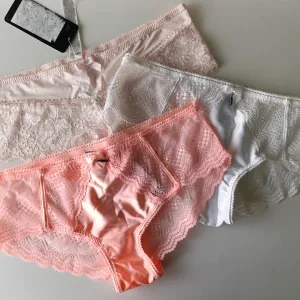 Censored New Yorker tri para sexy gaćica NOVO sa etiketama