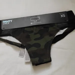 Censored pamučne gacice 3 kom NOVO